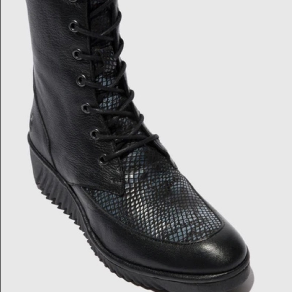 Fly London LIRA238FLY black snake NEW EU 41/US10